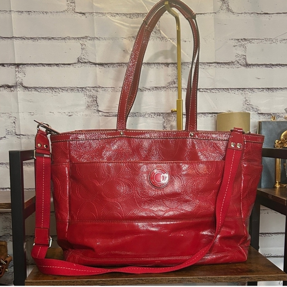 Authentic Coach 💎 Cherry Red Leather Crossbody Tote